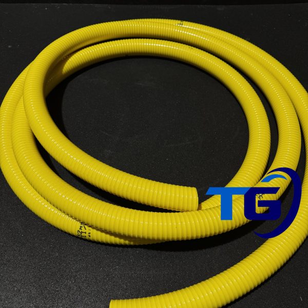 MANGUERA AMARILLA ASPIRANTE EXPELENTE .