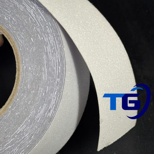 CINTA ANTIDESLIZANTE TRANSPARENTE (NAÚTICA)